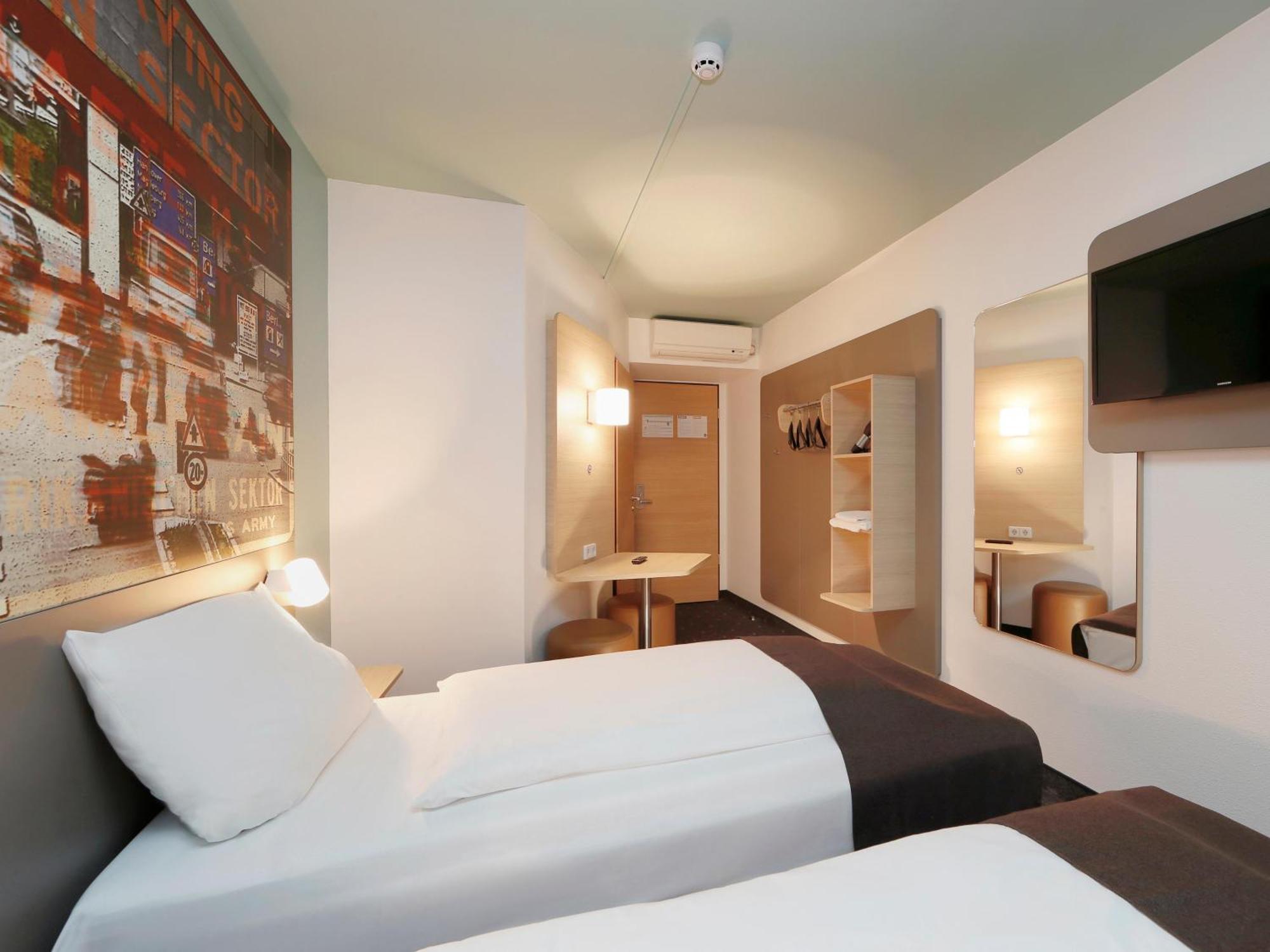 B&B Hotel Berlin-Dreilinden Kleinmachnow Eksteriør billede