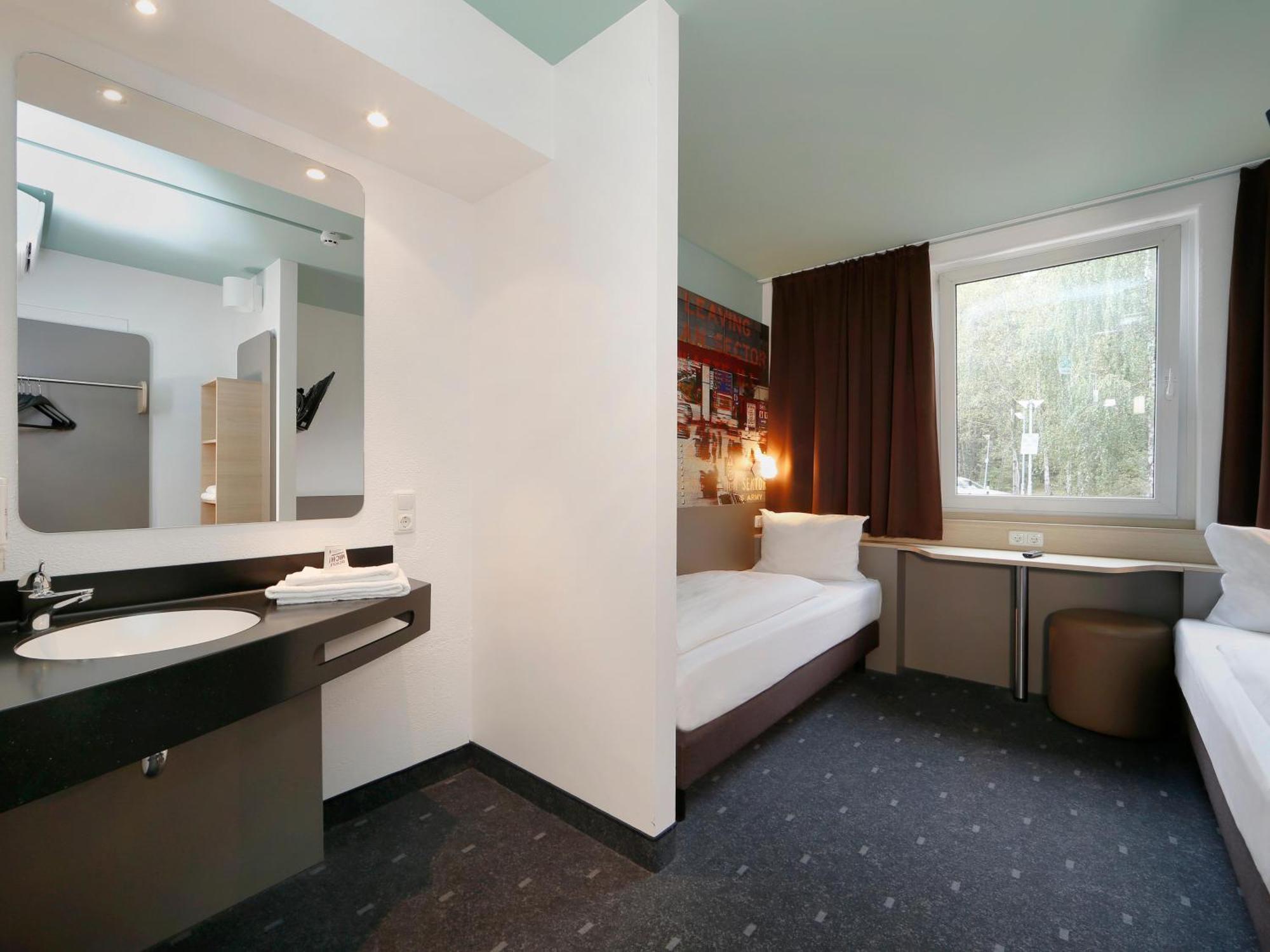 B&B Hotel Berlin-Dreilinden Kleinmachnow Eksteriør billede